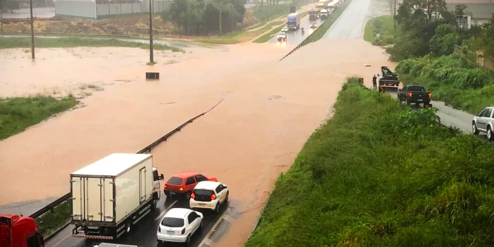 Fortes chuvas podem atingir Ponta Grossa nesta segunda-feira (24)