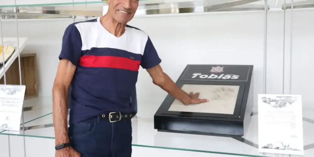 Tobias tinha 75 anos
