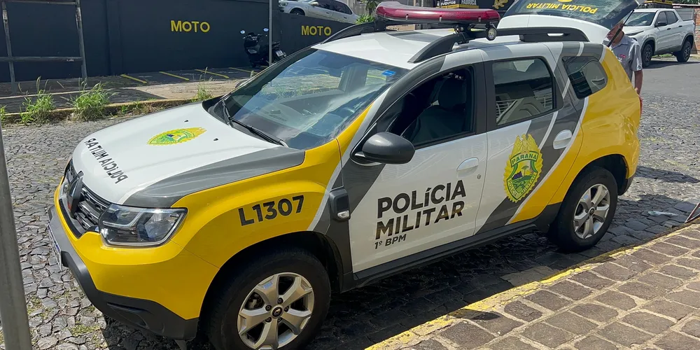 O homem foi encaminhado, juntamente da espingarda, para a 13ª Subdivisão Policial (SDP)