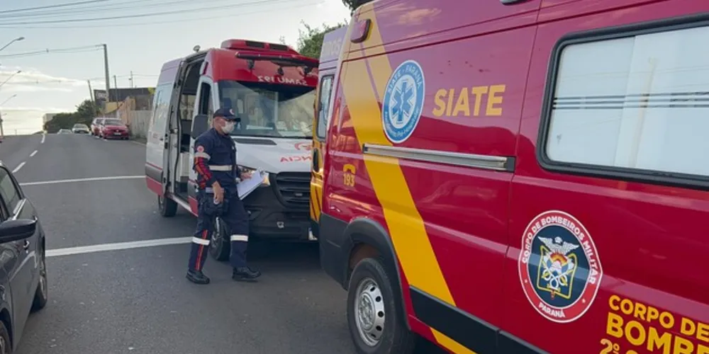 O homem encontrava-se inconsciente dentro da ambulância devido à gravidade dos ferimentos