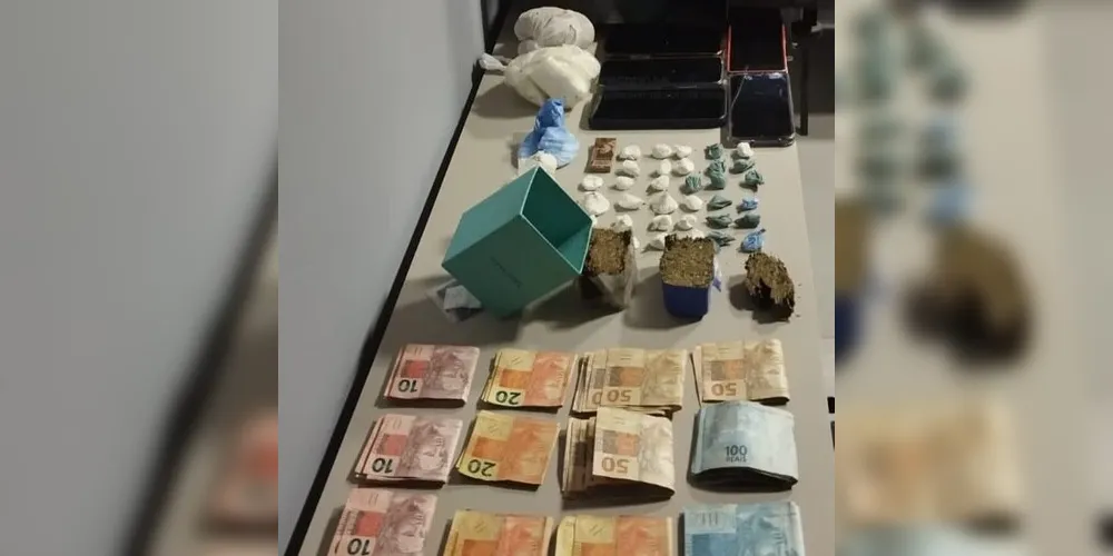 A apreensão ocorreu após denúncias que indicavam que uma moradora da região estaria armazenando drogas