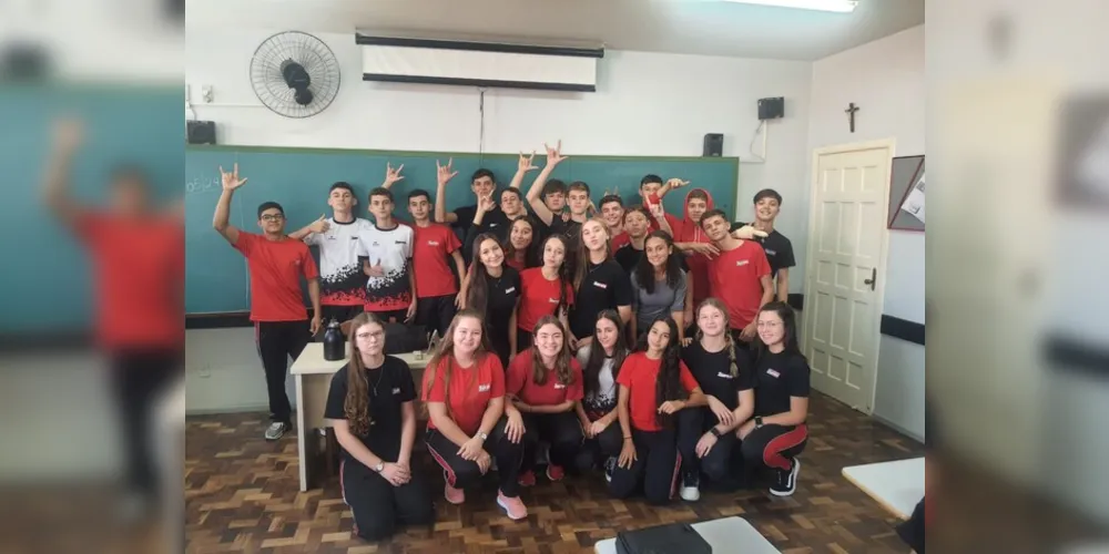 A proposta tem auxiliado os estudantes a se aprofundarem em diversos tópicos de estudo.