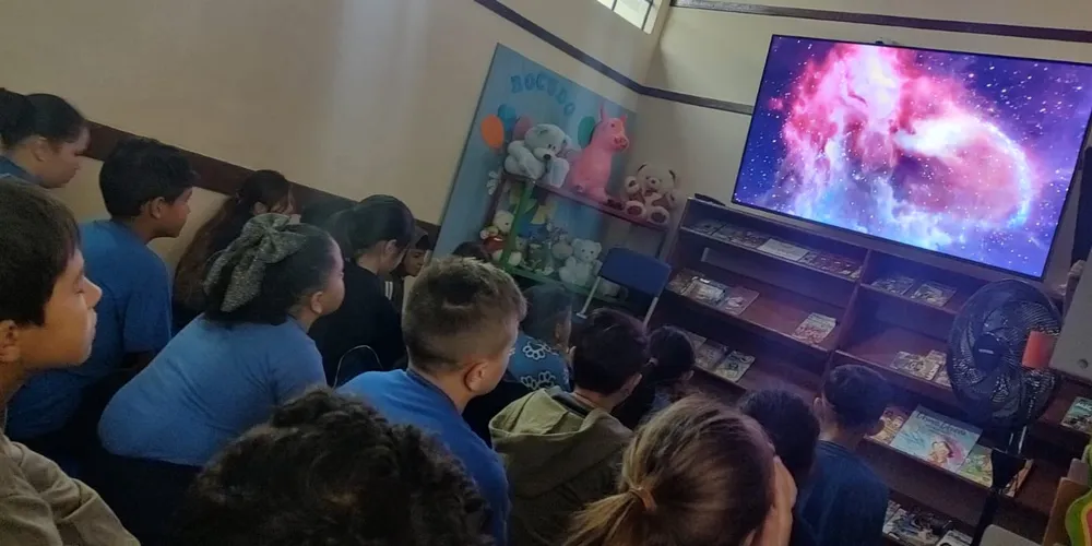 A utilização e engajamento com os conteúdos produzidos pela parceria tem sido evidentes em salas de aula de diversos municípios e instituições particulares de ensino