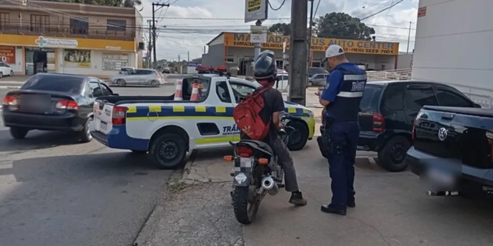 Diante dessa constatação, foram lavrados os autos e o condutor foi liberado