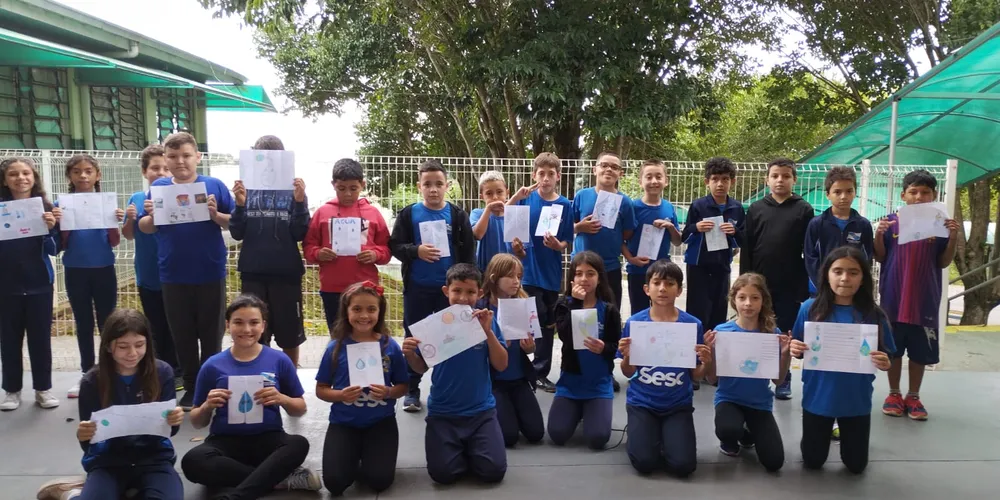 A confecção de panfletos fez parte das atividades realizadas pela turma