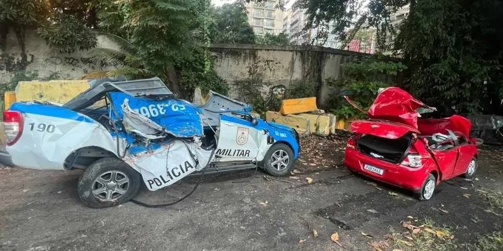 Capotamento deixa quatro mortos no Rio de Janeiro
