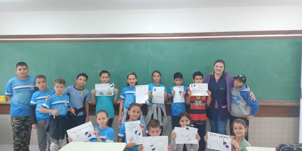 A transmissão de informações a respeito da doença, como métodos de prevenção, fez parte do trabalho da classe.