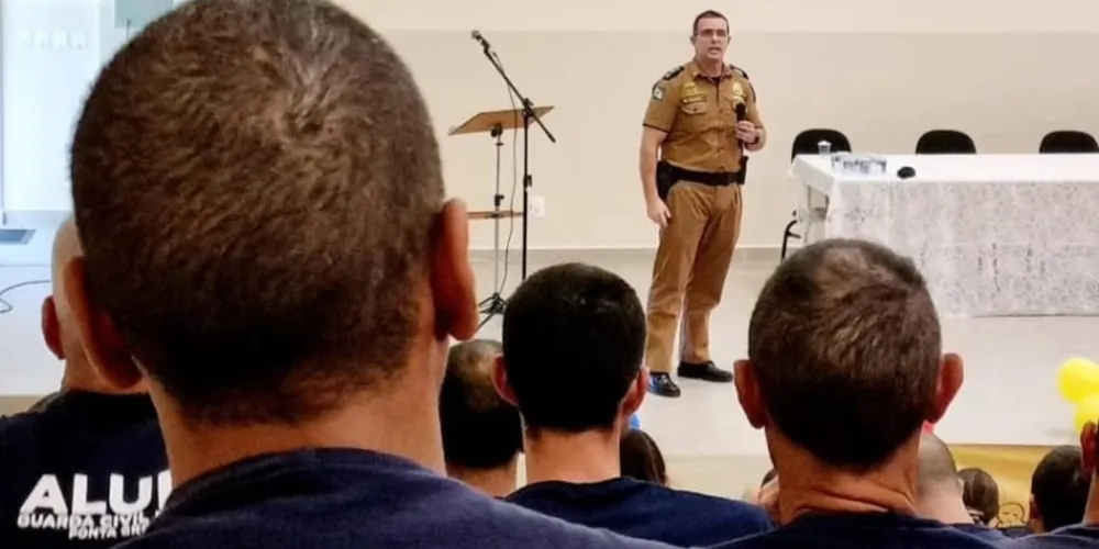 A palestra teve por objetivo trazer conhecimento técnico sobre o atendimento inicial em abordagem que envolvam as pessoas com TEA