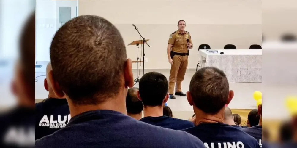 A palestra teve por objetivo trazer conhecimento técnico sobre o atendimento inicial em abordagem que envolvam as pessoas com TEA