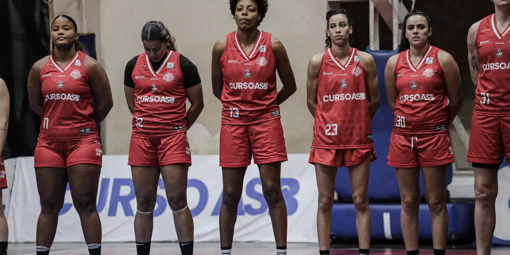 O Ponta Grossa Basquete encara vice-líder e o quinto colocado da LBF nos próximos dias