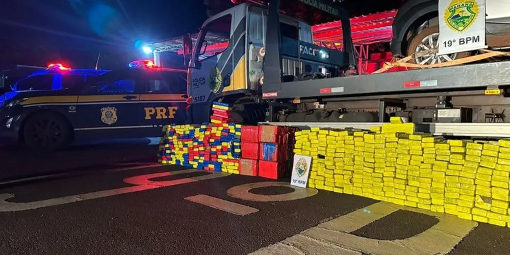 Durante operação conjunta em Toledo (PR), equipes da Policia Rodoviária Federal (PRF) e da Policia Militar do Paraná (PMPR) apreenderam 837 quilos de maconha.