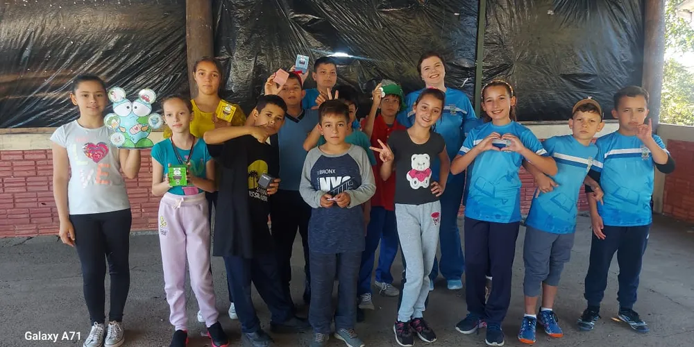 A confecção de diversos materiais como infográficos e cartazes fizeram parte das atividades realizadas pela turma