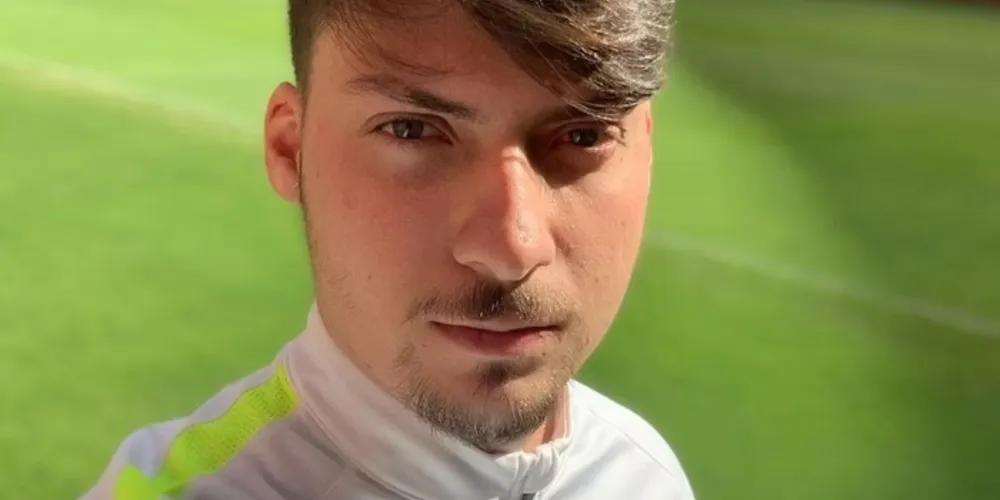 O filho “04” é réu por falsidade ideológica, uso de documento falso e lavagem de dinheiro