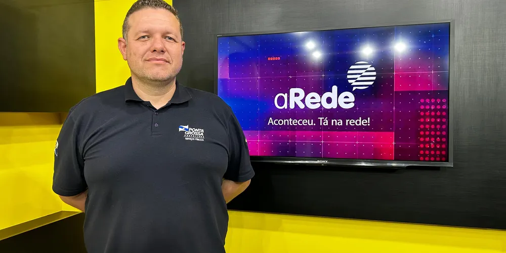 O Secretário de Serviços Públicos de Ponta Grossa, Eduardo Marques, explica como está o andamento dos trabalhos na infraestrutura pública do município. A pasta também é responsável pela fiscalização dos serviços. Confira a entrevista com Eduardo Marques.