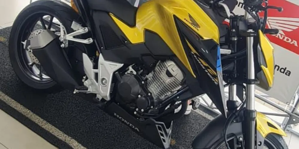 Qualquer informação sobre a possível localização da moto, deve ser encaminhada à PM