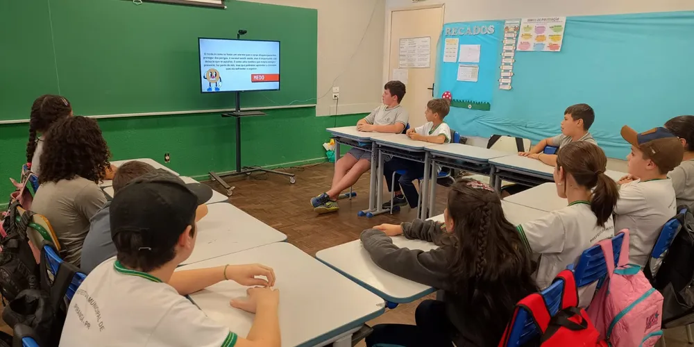 Os estudos da turma foram iniciados com a videoaula do Vamos Ler e IMM sobre o tema