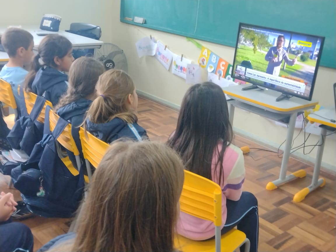 A videoaula do Vamos Ler foi uma importante base para os estudos da turma