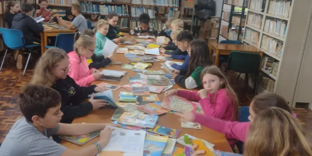 As dinâmicas realizadas têm incentivado os alunos a buscarem cada vez mais novos títulos de autores brasileiros