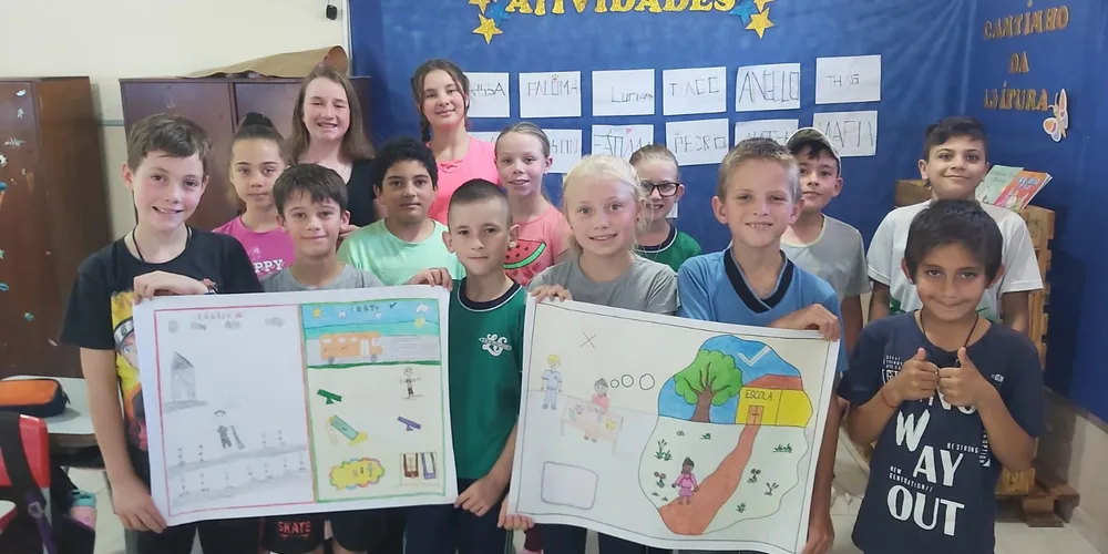 A turma realizou diversas atividades, como desenhos, poesias, contos e rodas de conversa