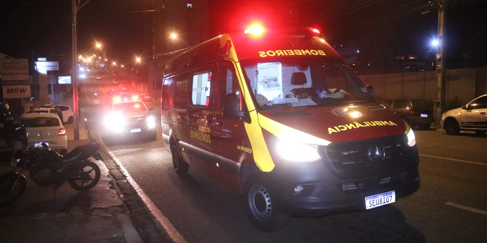 Motociclista ficou ferido e foi conduzido para a UPA Santana