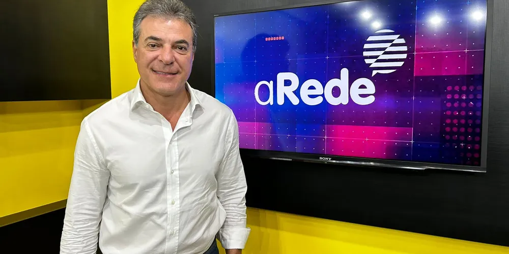 Deputado fala sobre seu relacionamento com família Canto a cenário do PSDB na região dos Campos Gerais. Confira a entrevista exclusiva no Portal aRede.