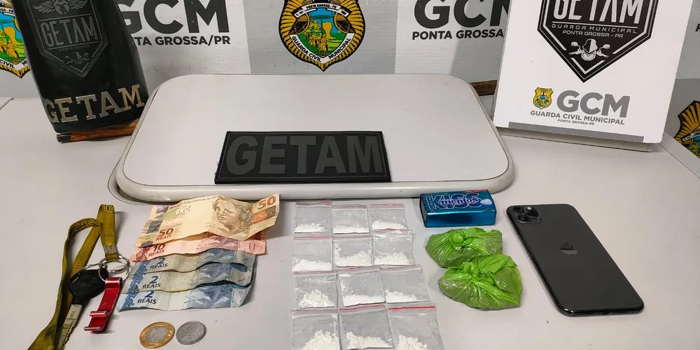 Drogas foram encontradas com o jovem detido após a fuga