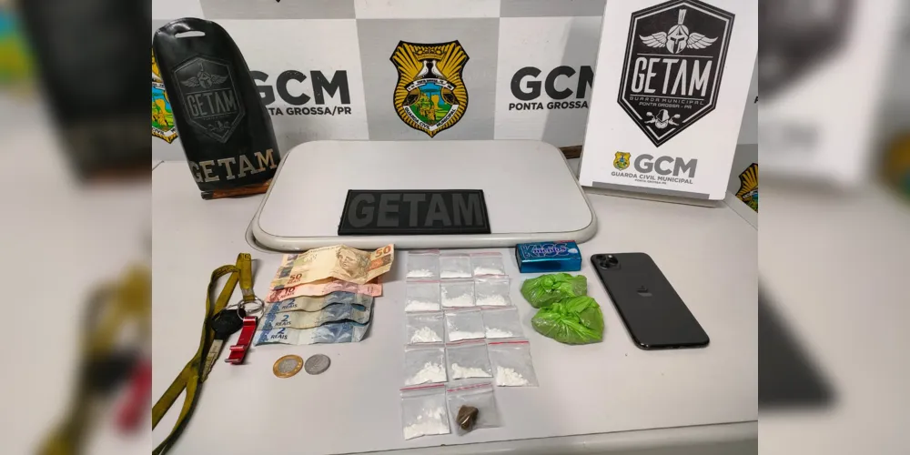 Drogas foram encontradas com o jovem detido após a fuga