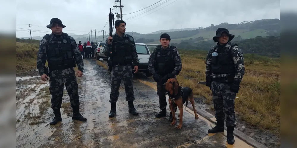 O objetivo da ação é encontrar um homem, cuja identidade não foi revelada