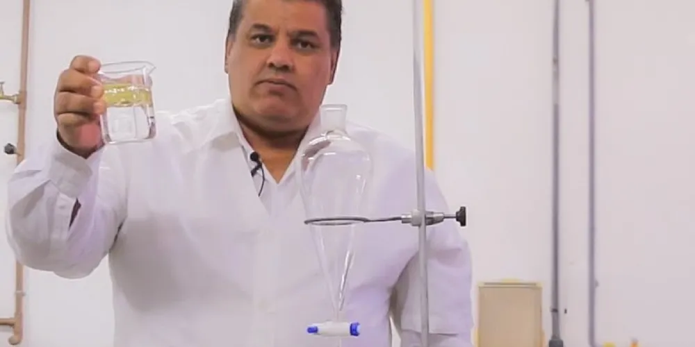 O professor também foi integrante do Programa de Pós-Graduação em Química e do Doutorado Associado em Química, ambos com participação da UEPG