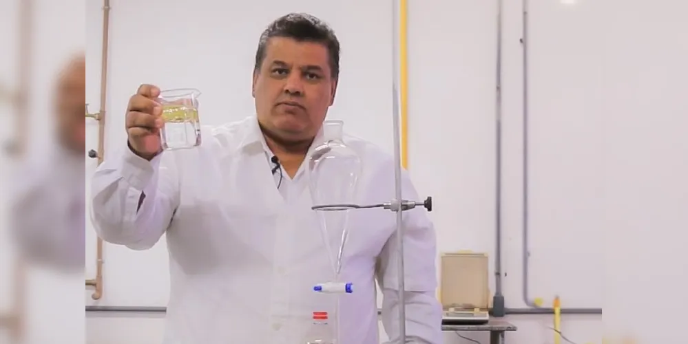 O professor também foi integrante do Programa de Pós-Graduação em Química e do Doutorado Associado em Química, ambos com participação da UEPG