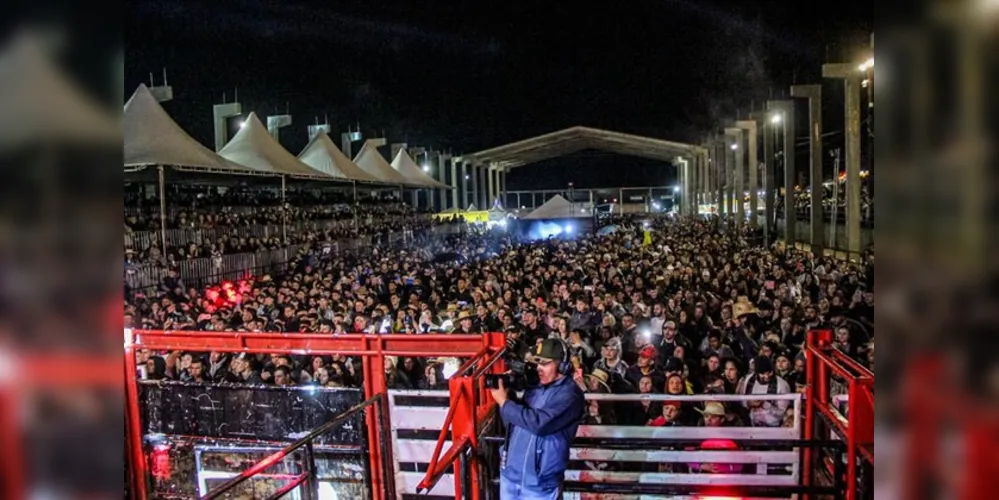 Com mais de 100 mil pessoas circulando durante os quatro dias do evento, a ExpoIrati movimenta a economia