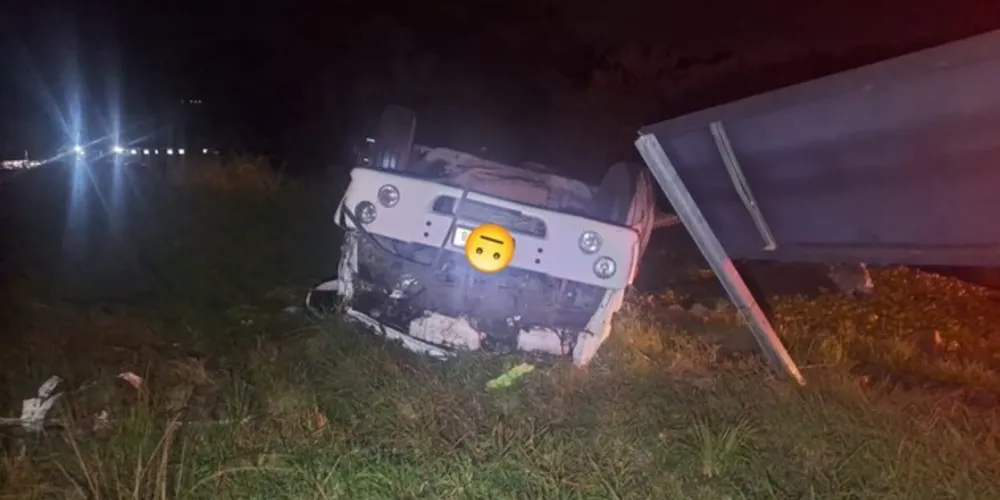 Acidente aconteceu na noite dessa sexta-feira (17)