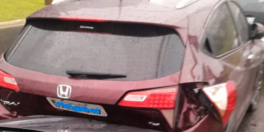 Acidente aconteceu na manhã desta sexta-feira (23)