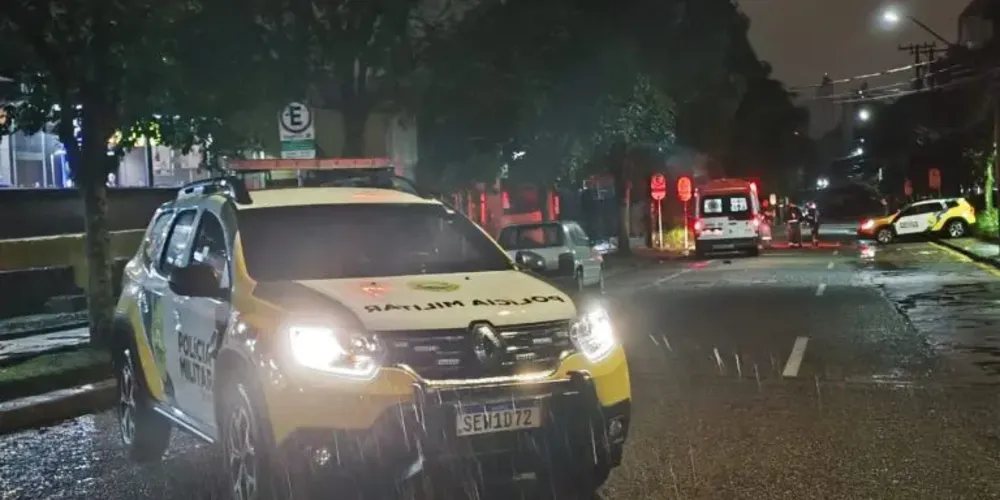 A Divisão de Homicídios e Proteção à Pessoa busca câmeras na região