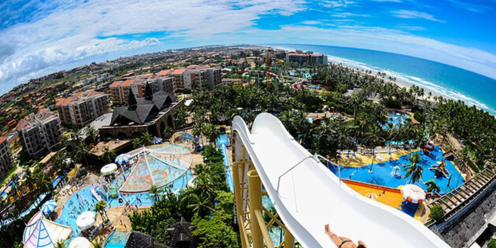 Crime ocorreu em parque aquático que oferece estadia em chalés e cabanas