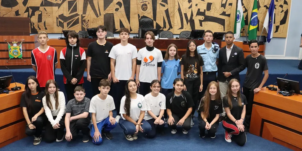 Os vereadores jovens vão participar de uma sessão que segue o mesmo rito de uma sessão ordinária da Casa de Leis