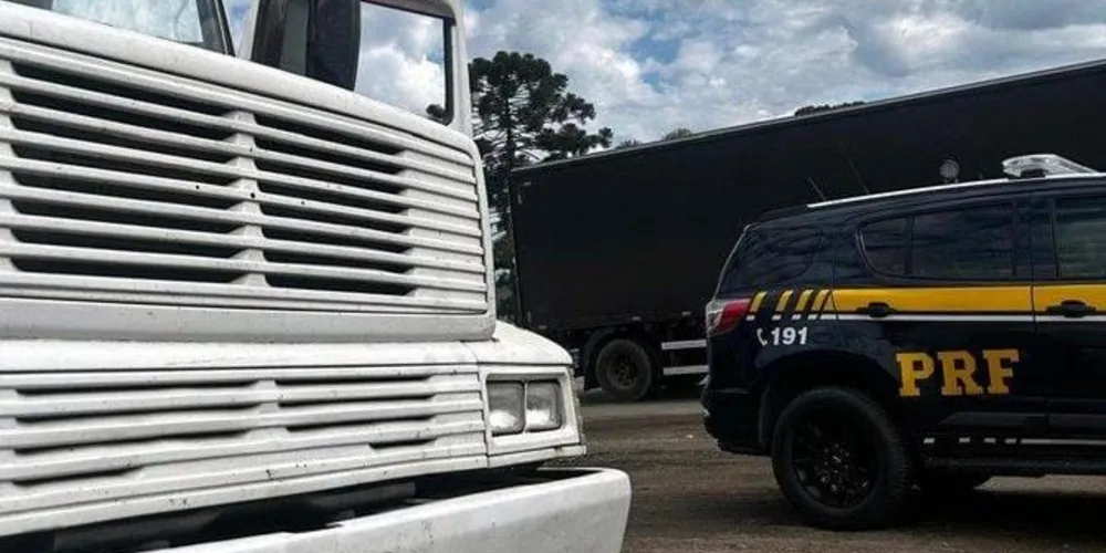 Homem é preso por adulterar placas de carreta para não pagar pedágio na BR-116