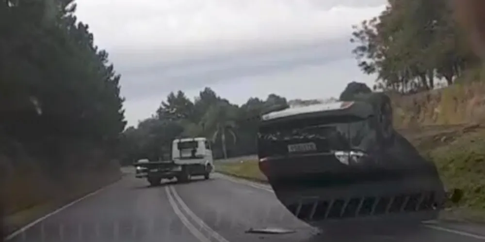 Acidente aconteceu na manhã deste sábado (18)