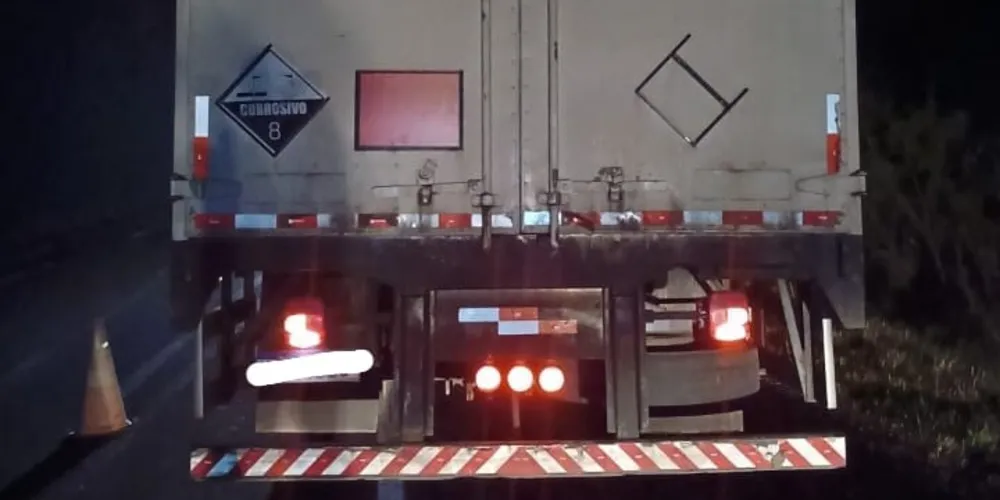 Acidente aconteceu na noite desse domingo (14)