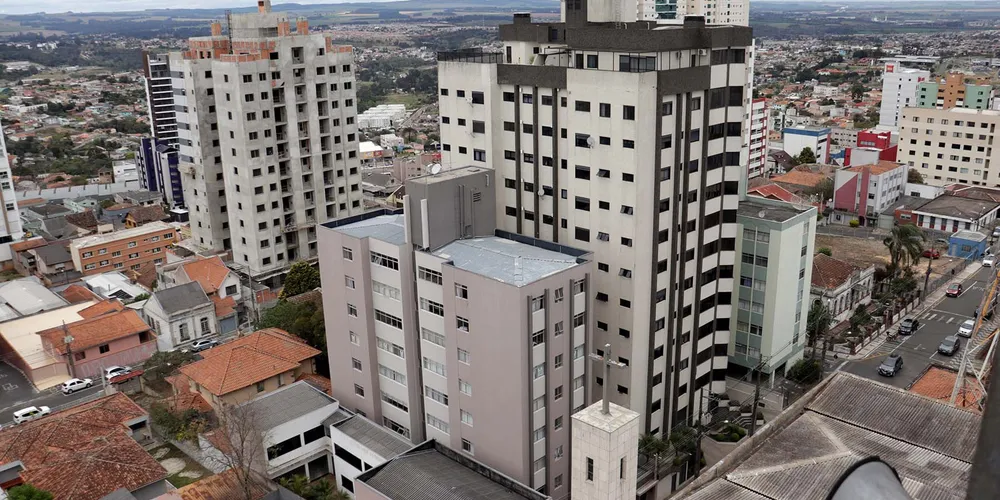 Em Ponta Grossa, a máxima deve chegar aos 25º C, enquanto a mínima será de 14º C