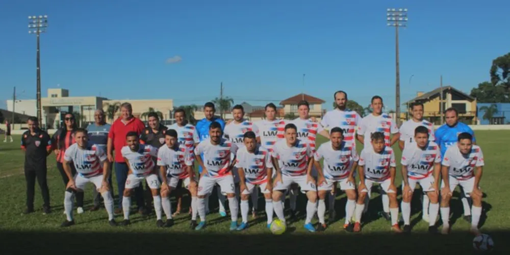 Equipes entram em campo pela 4ª rodada