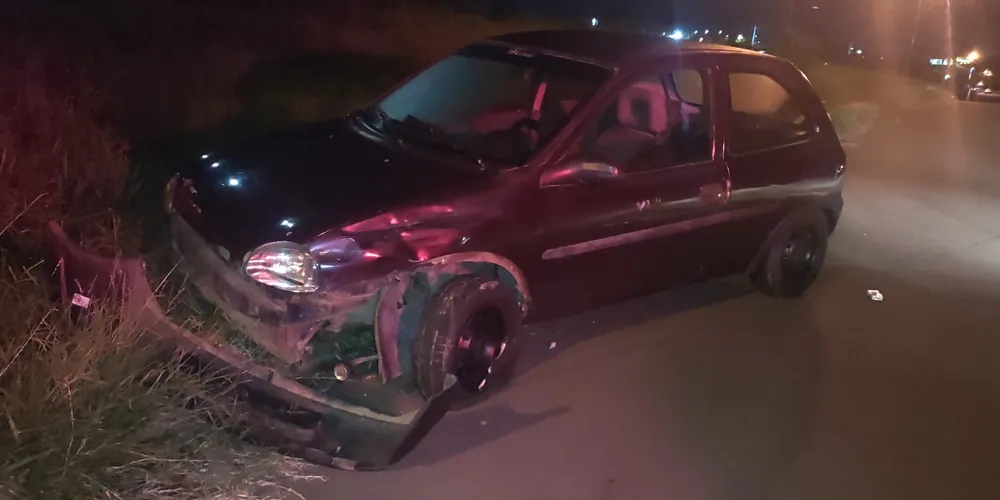 Acidente aconteceu na noite de quinta-feira (23)
