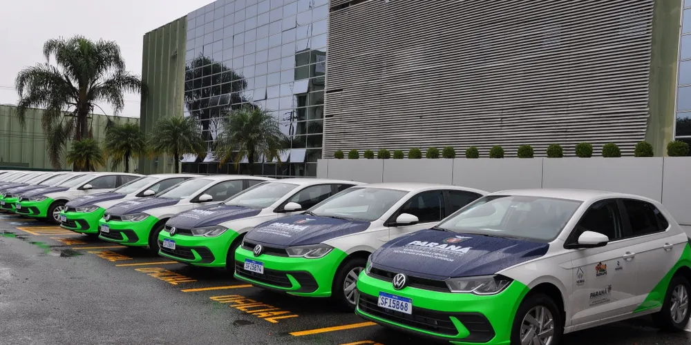 Os novos veículos irão reforçar a frota das sete universidades estaduais do Paraná