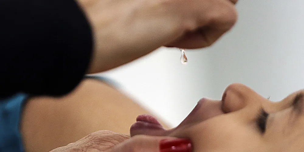 Dia D de vacinação contra a poliomielite será neste sábado em todo Paraná