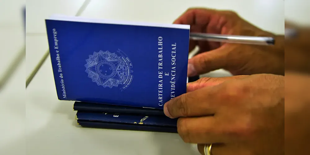 O reajuste do salário mínimo será aplicado a partir de janeiro de 2026, com efeito em fevereiro