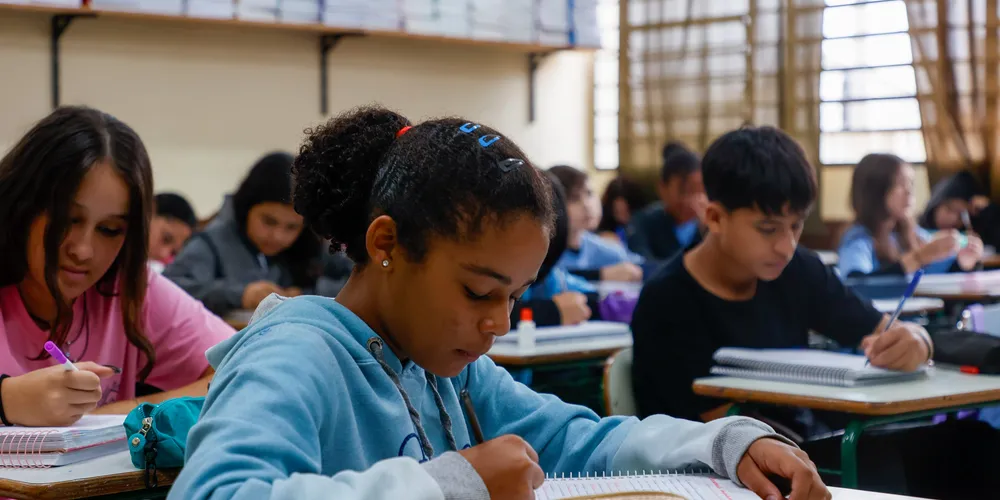 Paraná tem o segundo melhor índice de alfabetização de crianças do Brasil, aponta MEC.