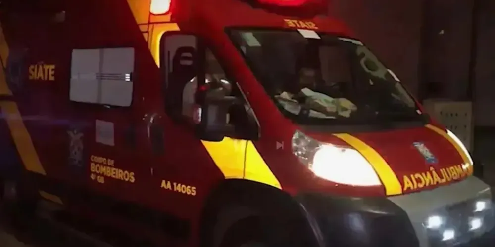 Homem é espancado ao tentar furtar celular de motoboy em Araponga