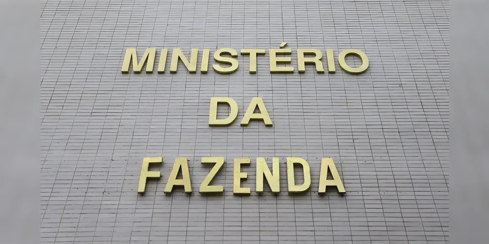 O Ministério informou que uma portaria editada pela pasta no fim de junho adiou, para 28 de outubro, o prazo para a conclusão do sistema