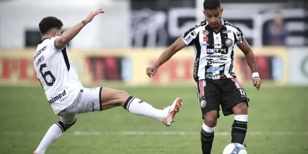 A partida começou equilibrada, com o Ceará tendo as melhores chances no primeiro tempo