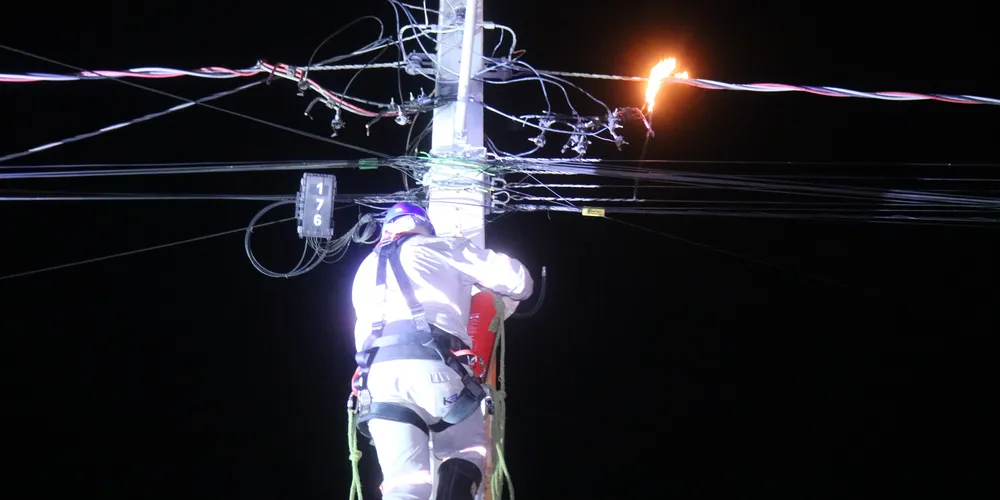 Corpo de Bombeiros é acionado para incêndio em fiação